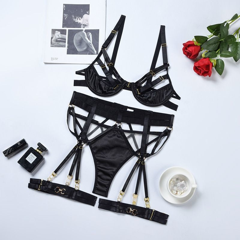 Lingerie com cinta liga e liga de perna