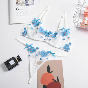 Lingerie com bordado em flores