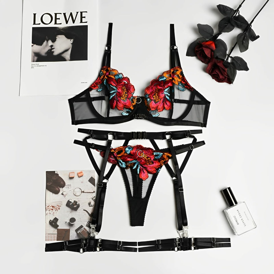 Lingerie Sexy com bordados em flores e cinta liga