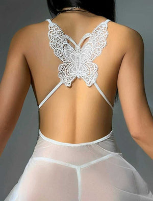 Camisola transparente com calcinha fio dental 