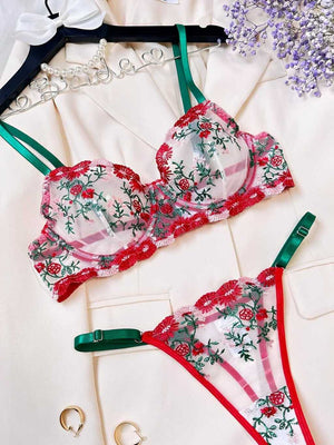 Lingerie com bordados em flores (calcinha com regulagem)