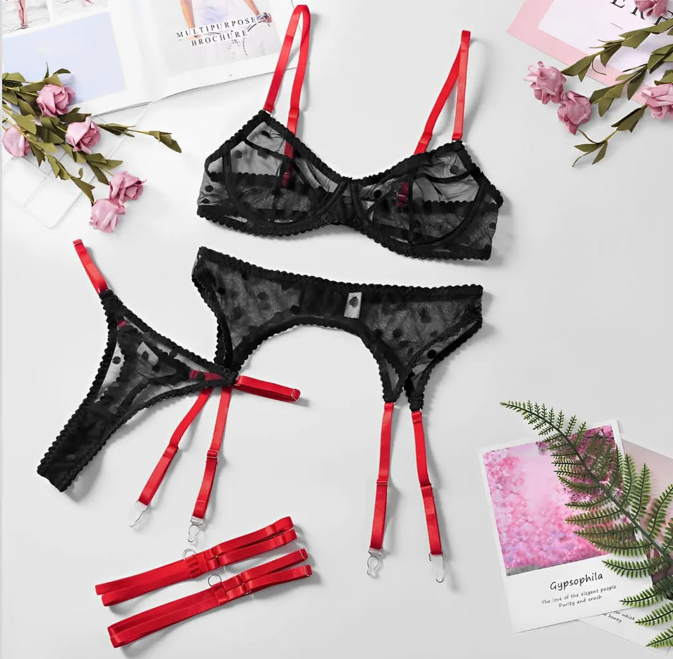 Lingerie com cinta liga e liga de perna