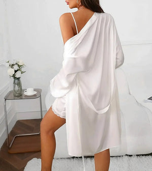 Camisola de cetim com robe e cinto