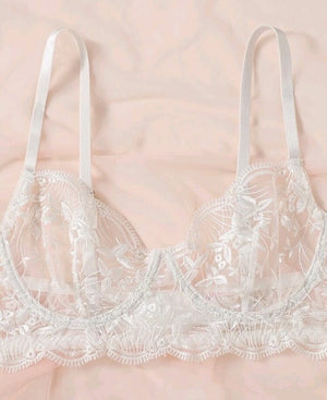 Lingerie Transparente com regulagem na calcinha