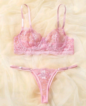 Lingerie Transparente com regulagem na calcinha