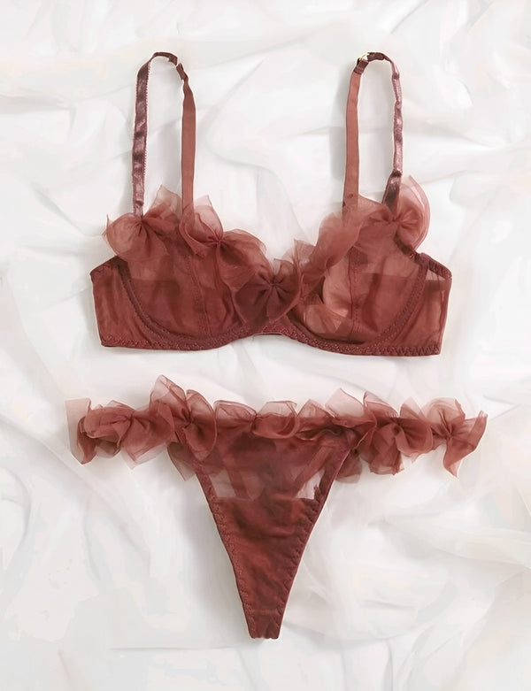 Lingerie transparente com laços