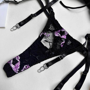 Lingerie com bordado em flores